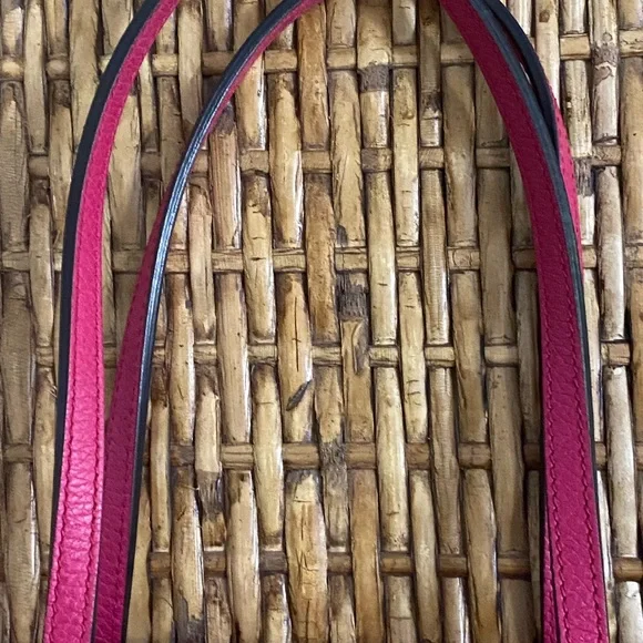 Gucci Tote - Picture 3 of 12